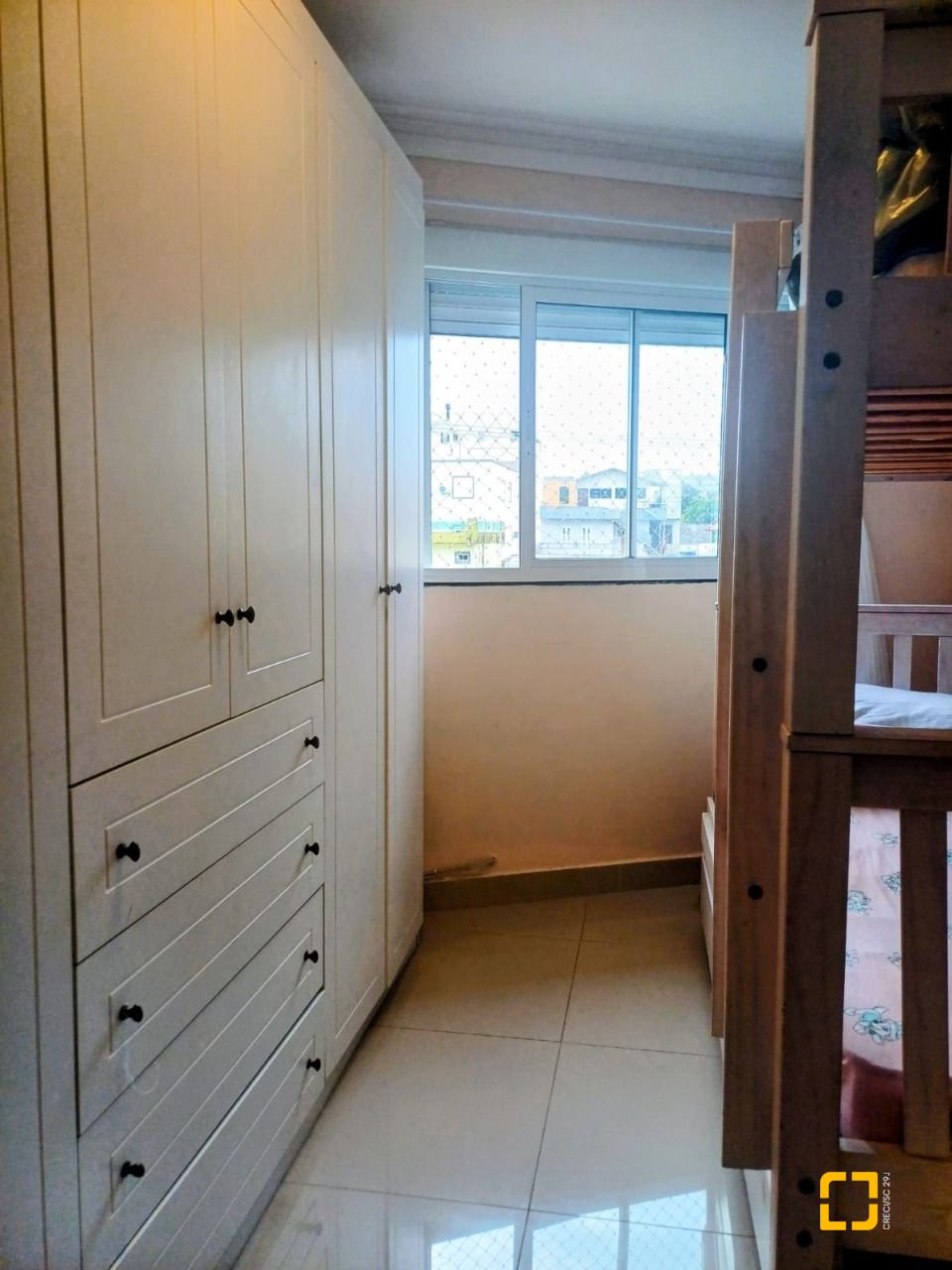 Apartamento com 120m², 4 quartos (sendo 1 suíte), 2 garagens, no bairro Ingleses do Rio Vermelho em Florianópolis