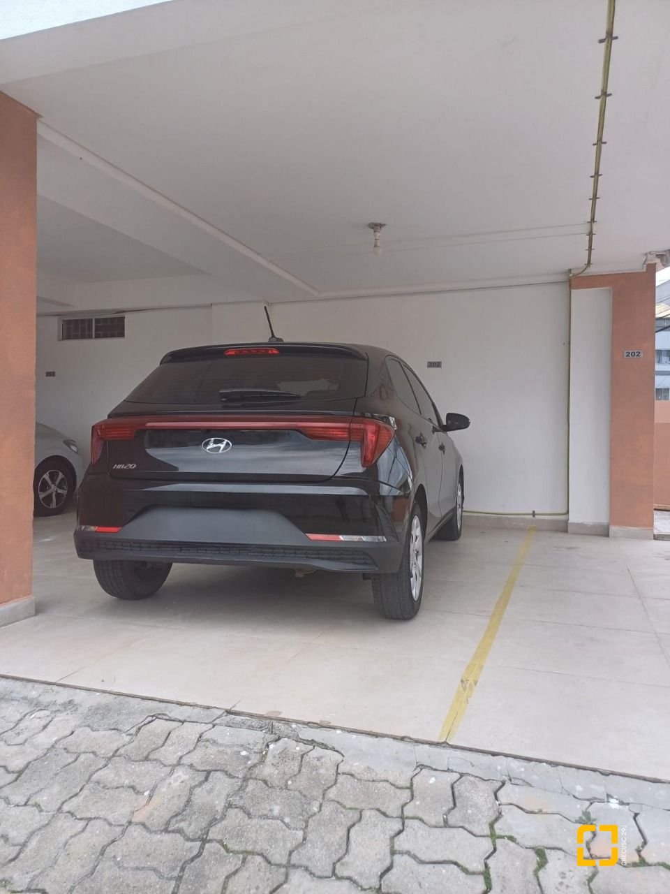 Apartamento com 120m², 4 quartos (sendo 1 suíte), 2 garagens, no bairro Ingleses do Rio Vermelho em Florianópolis
