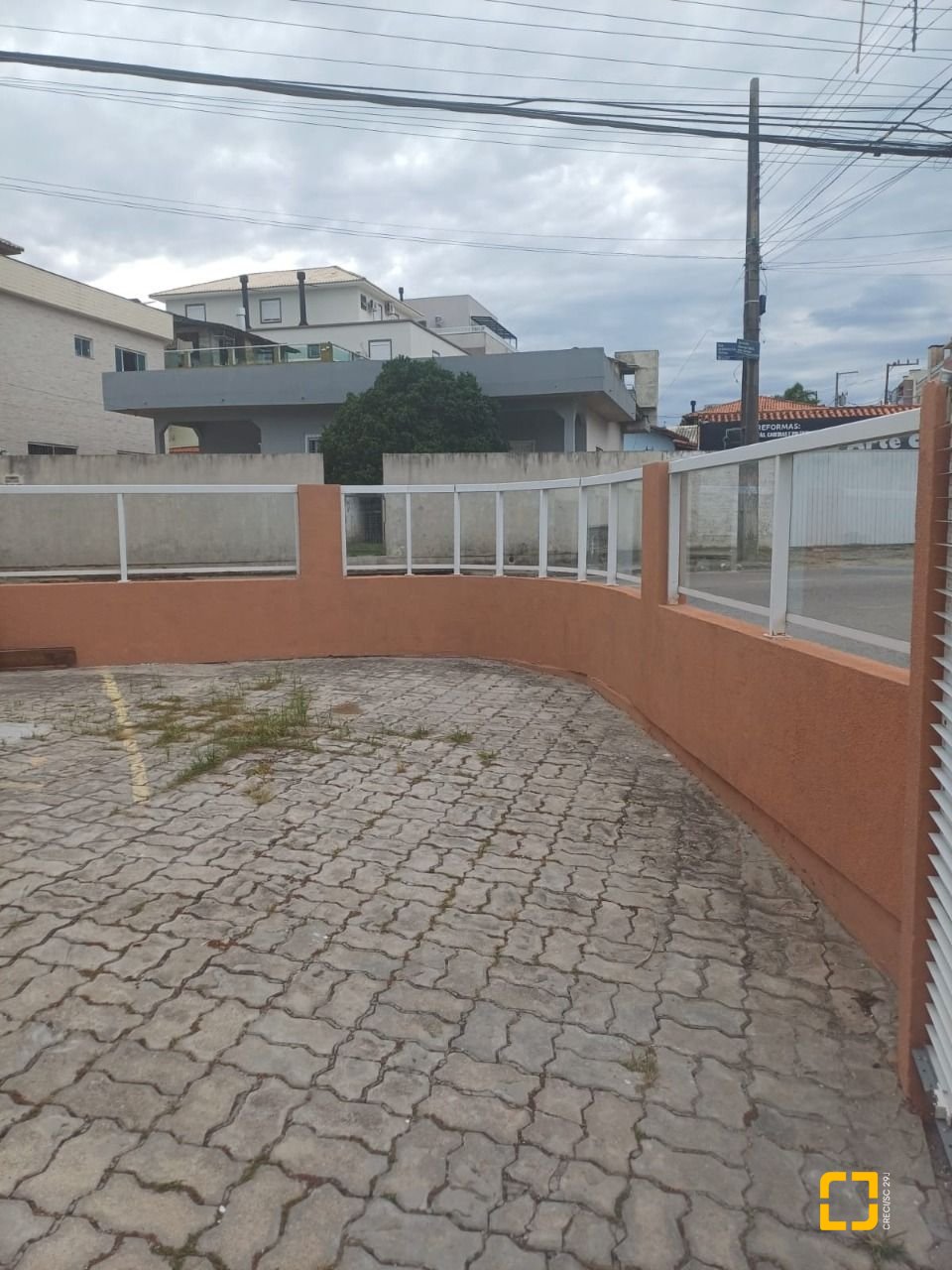 Apartamento com 120m², 4 quartos (sendo 1 suíte), 2 garagens, no bairro Ingleses do Rio Vermelho em Florianópolis