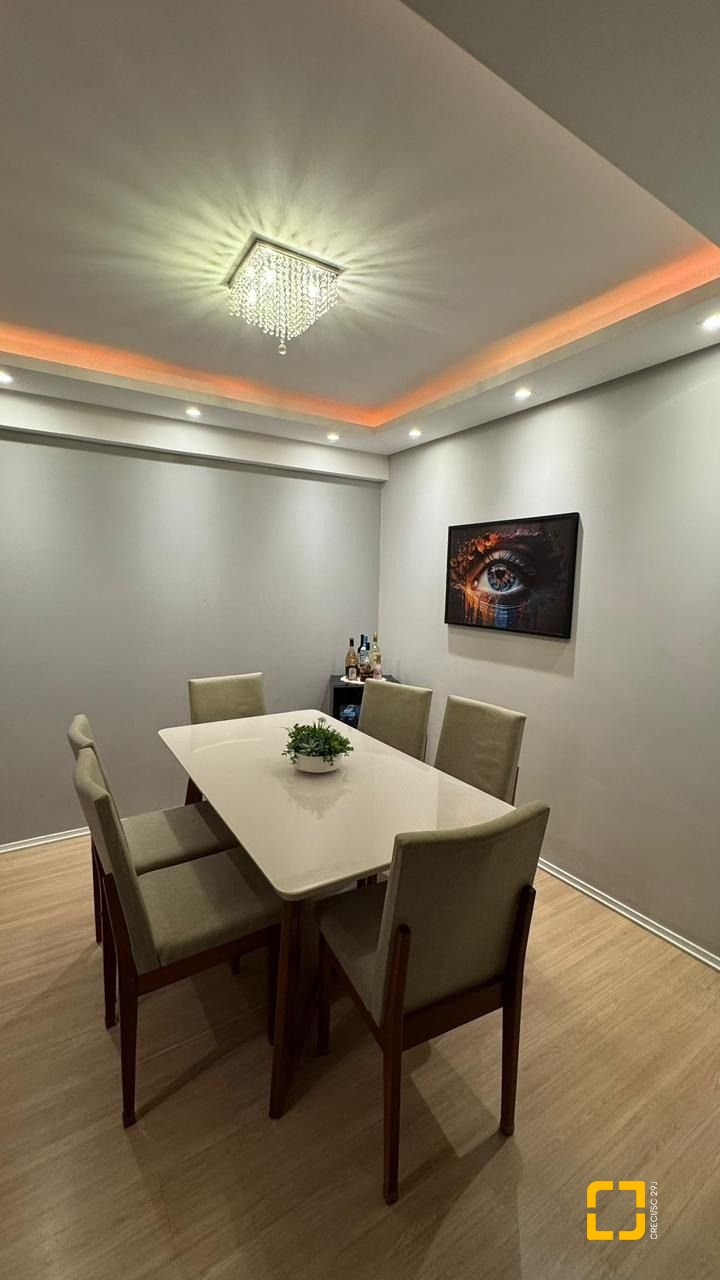 Apartamento com 56m², 2 quartos, 1 garagem, no bairro Areias em São José