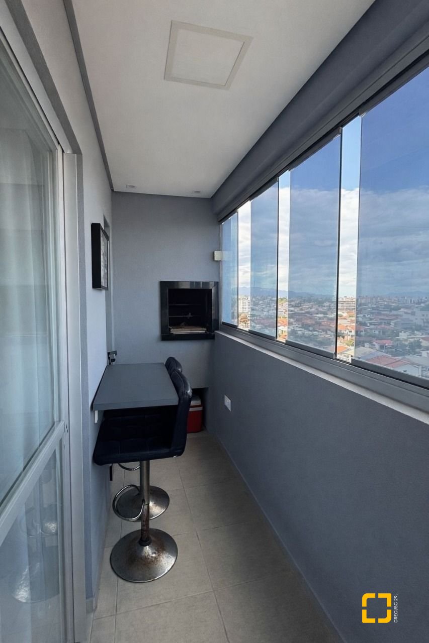 Apartamento com 56m², 2 quartos, 1 garagem, no bairro Areias em São José