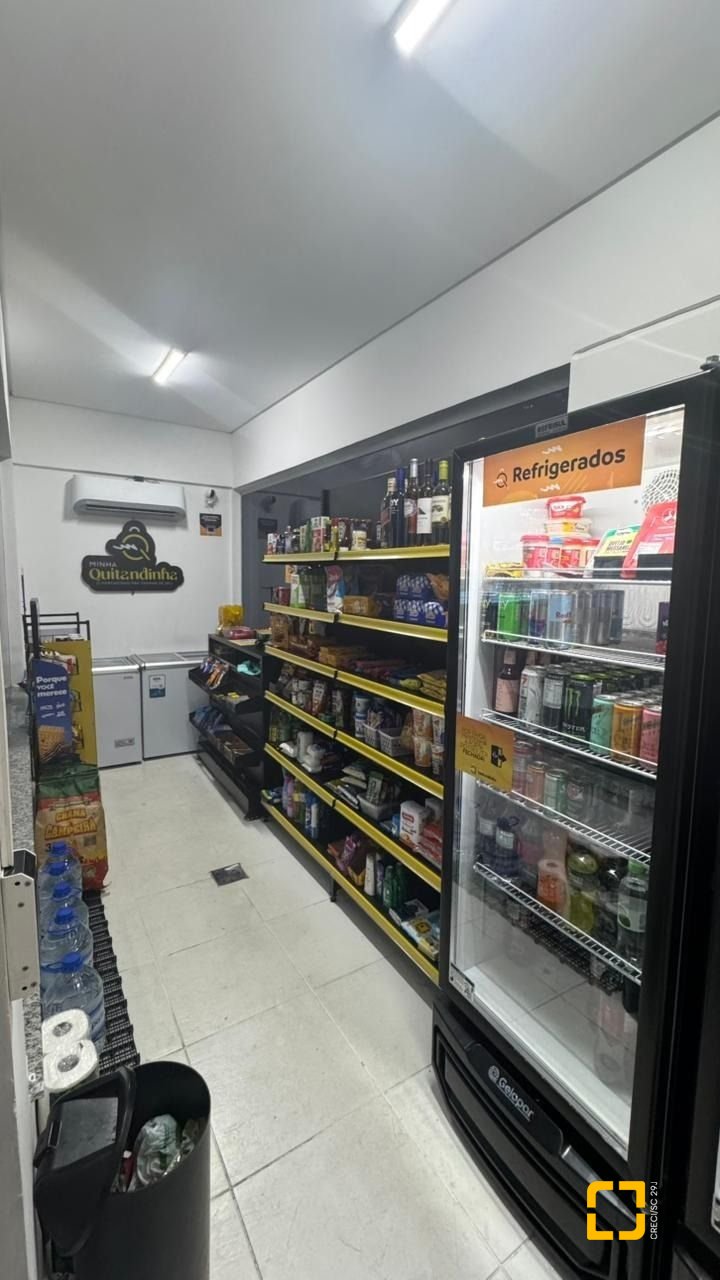 Apartamento com 56m², 2 quartos, 1 garagem, no bairro Areias em São José