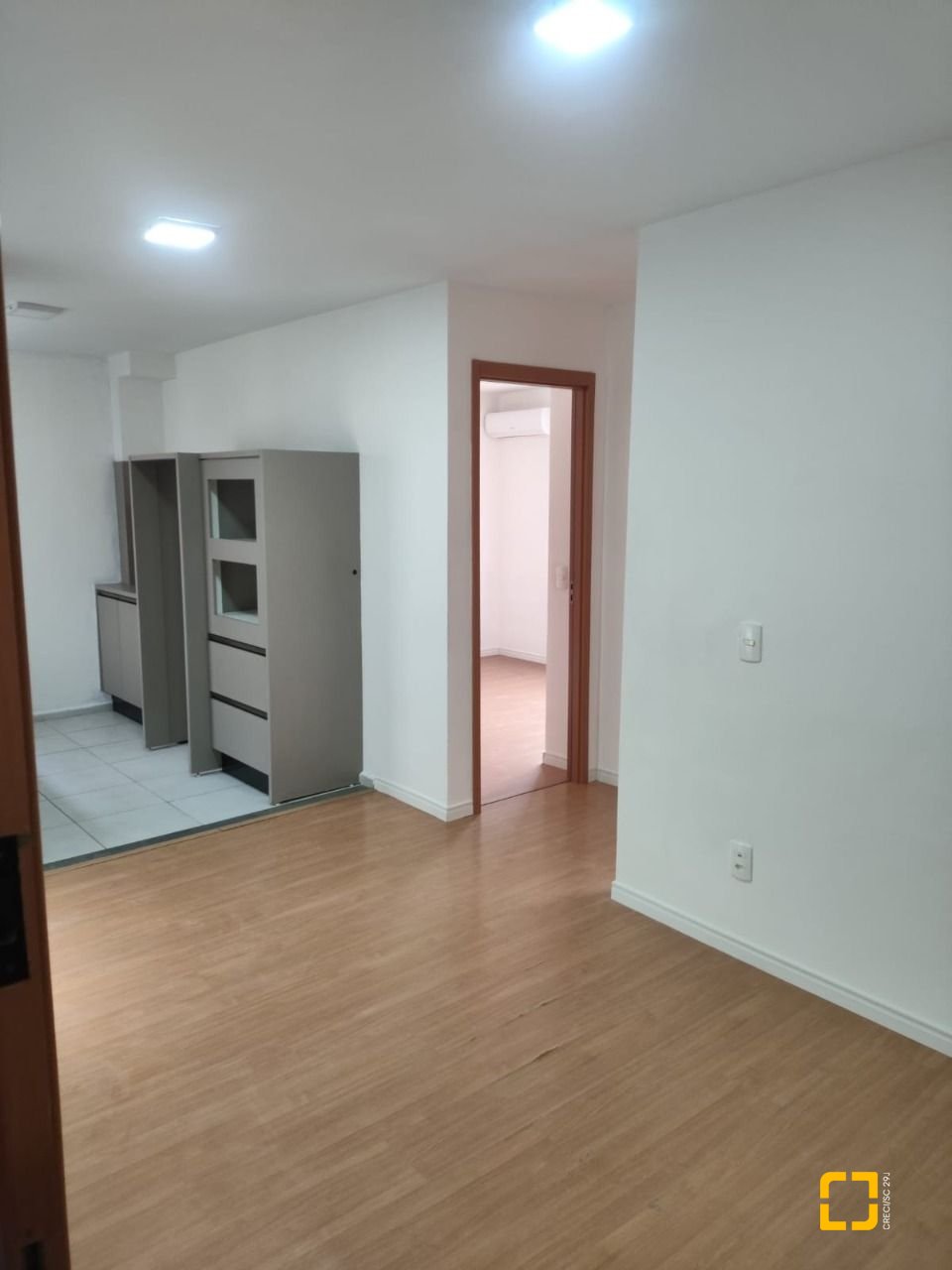 Apartamento com 43m², 2 quartos, 1 garagem, no bairro Bela Vista em Palhoça