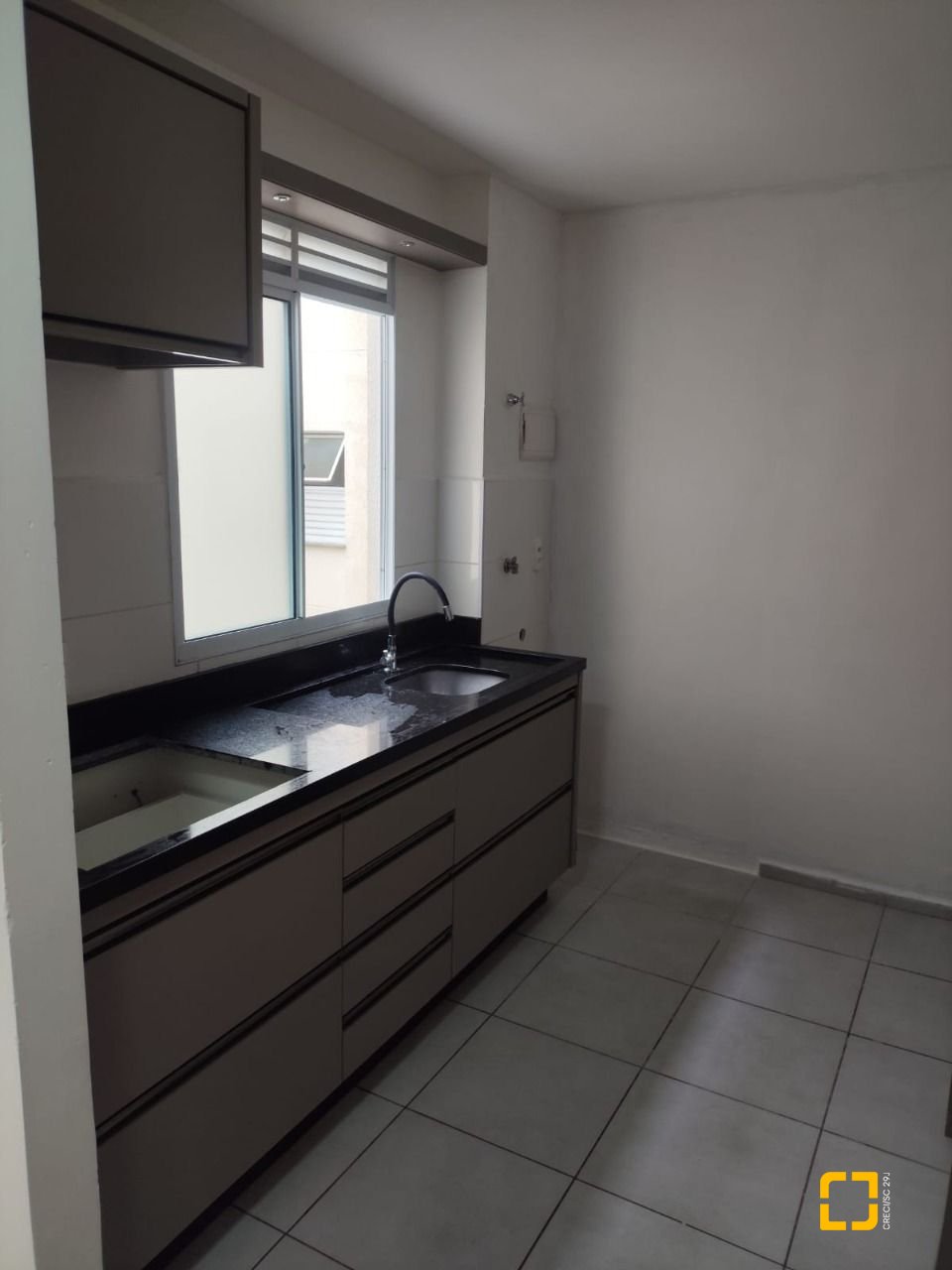 Apartamento com 43m², 2 quartos, 1 garagem, no bairro Bela Vista em Palhoça