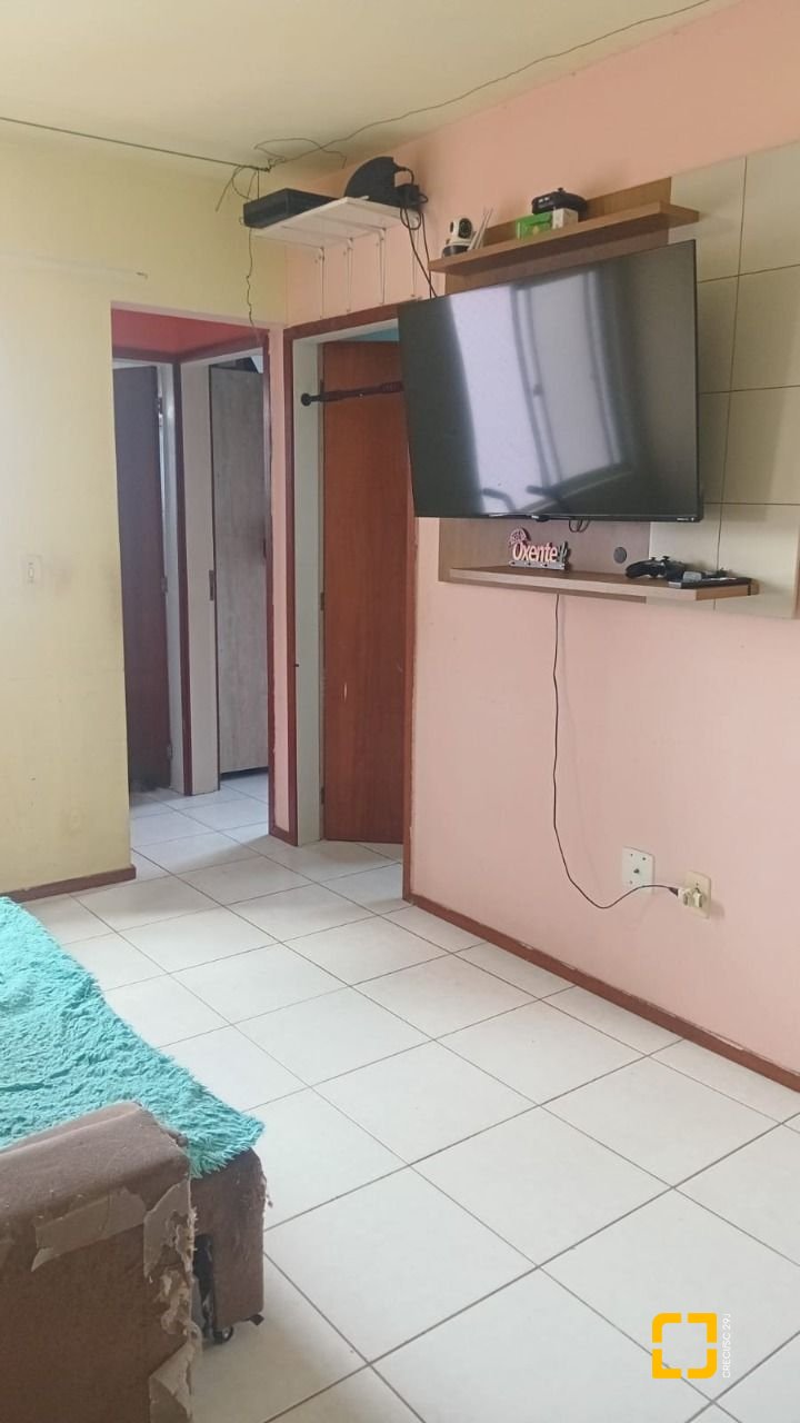 Apartamento com 44m², 2 quartos, 1 garagem, no bairro Aririu em Palhoça