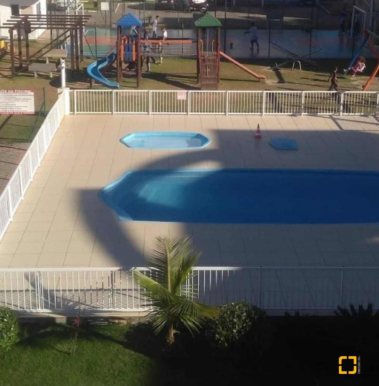 Apartamento com 44m², 2 quartos, 1 garagem, no bairro Aririu em Palhoça