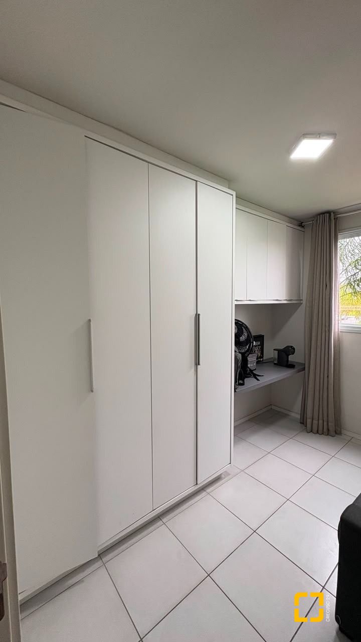 Apartamento com 46m², 2 quartos, 1 garagem, no bairro Sertão do Maruim em São José