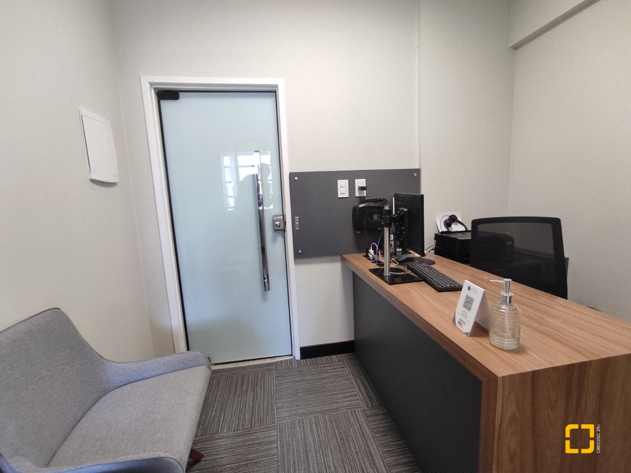 Sala com 64m², no bairro Centro em Florianópolis