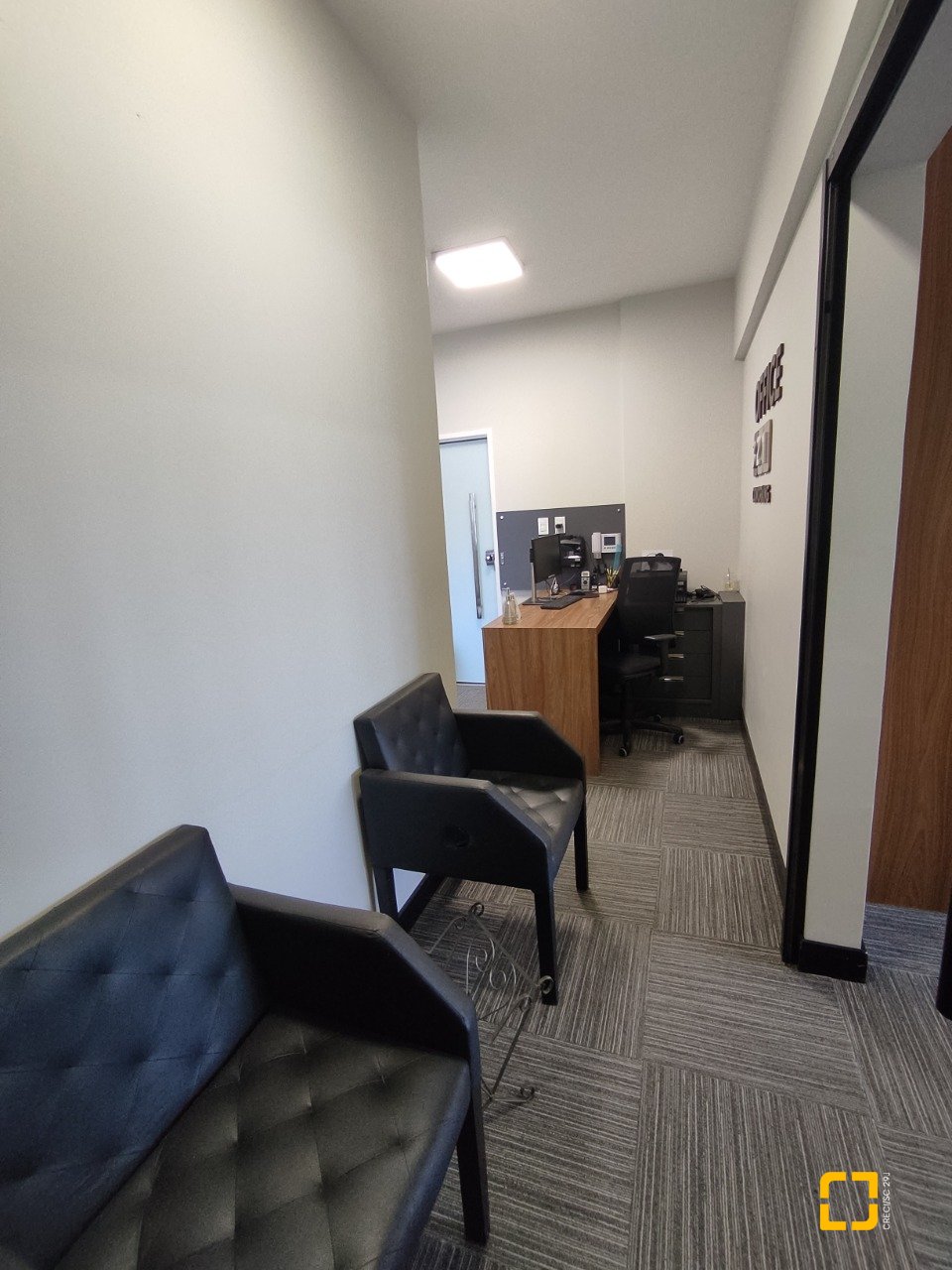 Sala com 64m², no bairro Centro em Florianópolis