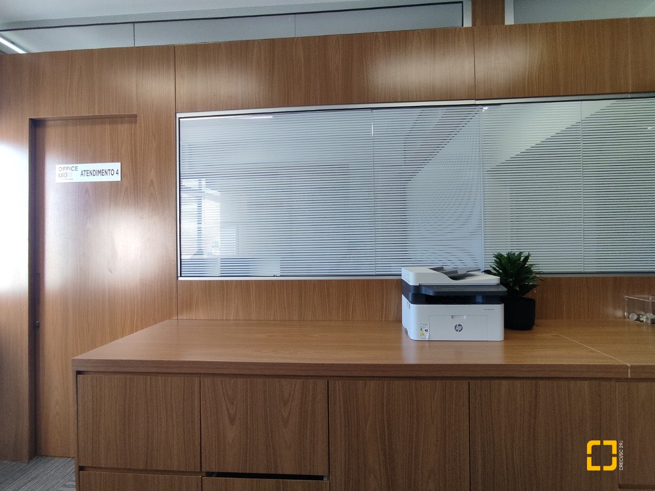 Sala com 64m², no bairro Centro em Florianópolis