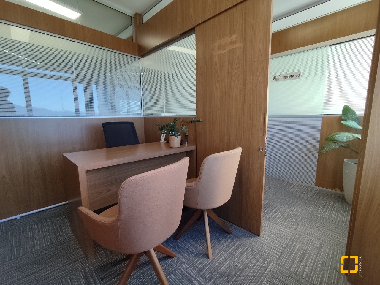 Sala com 64m², no bairro Centro em Florianópolis