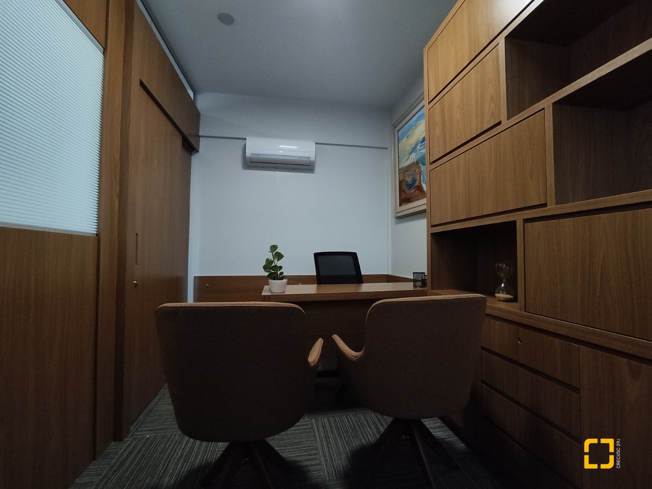 Sala com 64m², no bairro Centro em Florianópolis
