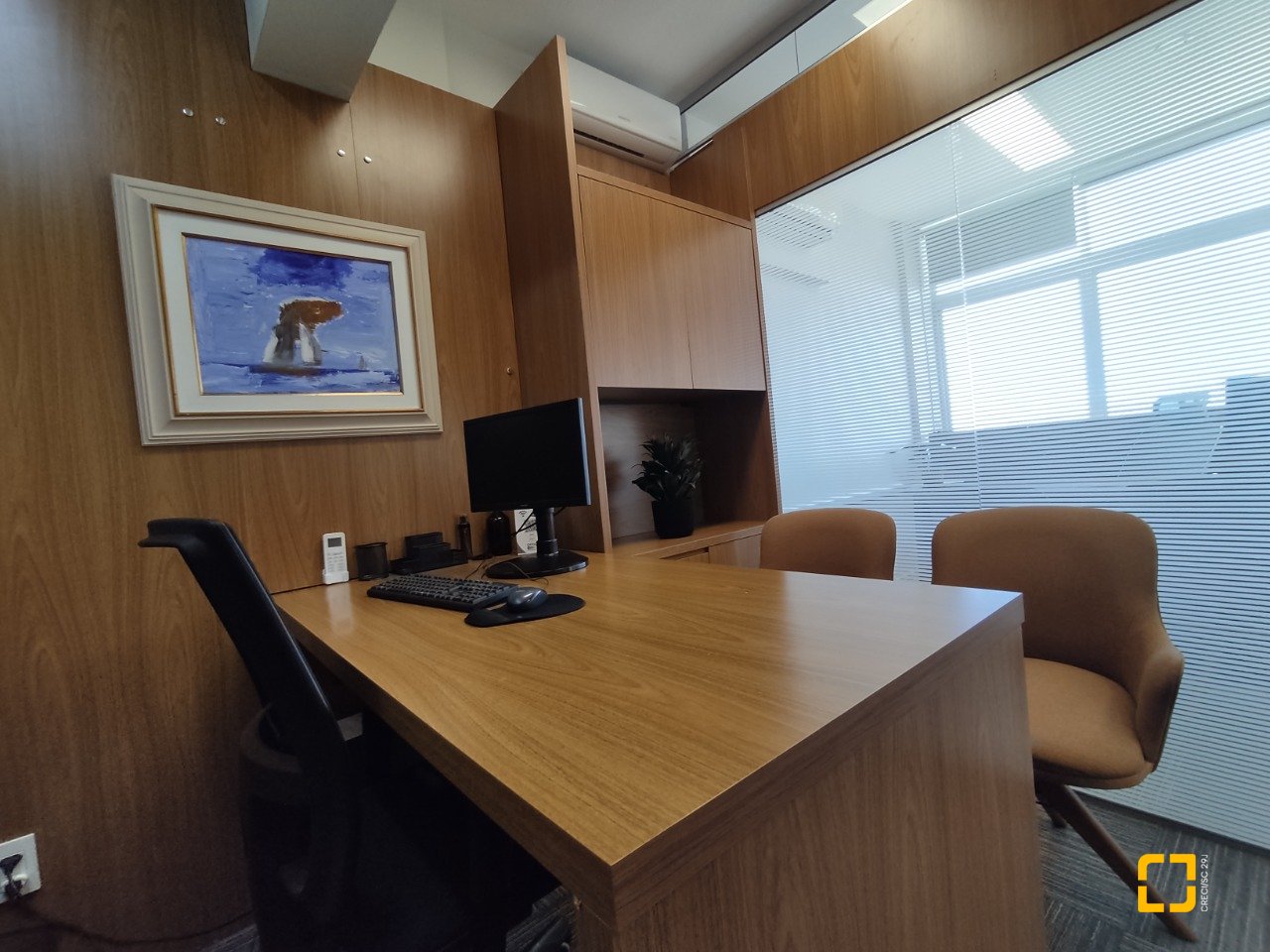 Sala com 64m², no bairro Centro em Florianópolis