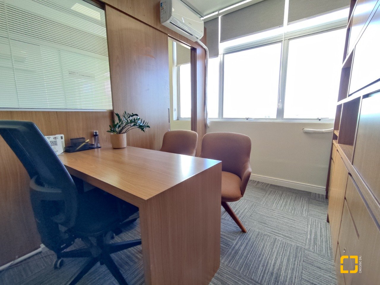 Sala com 64m², no bairro Centro em Florianópolis