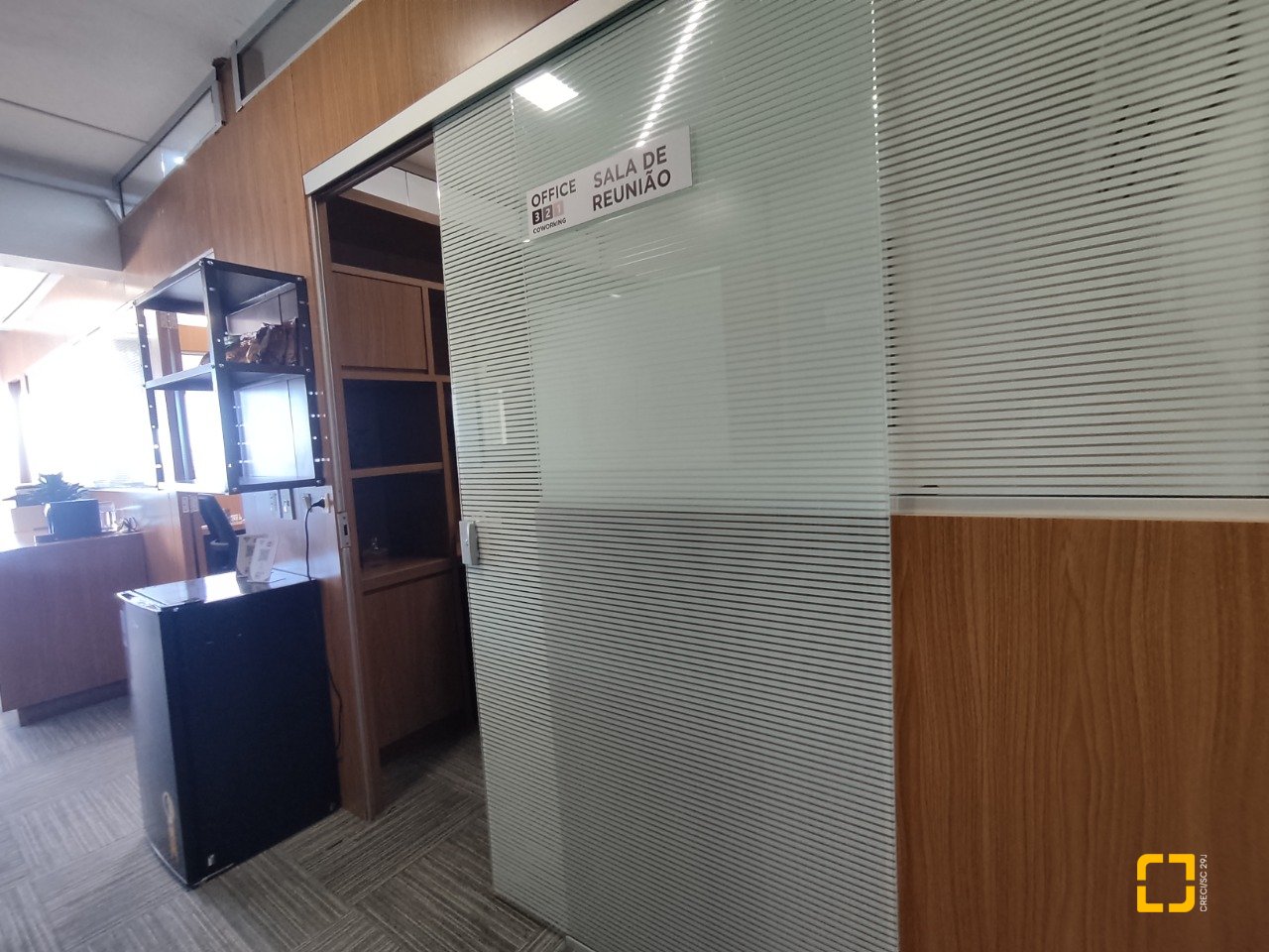 Sala com 64m², no bairro Centro em Florianópolis