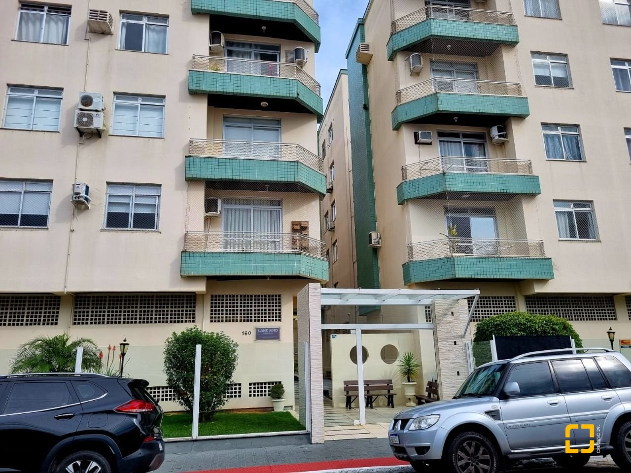 Apartamento com 74m², 2 quartos, 1 garagem, no bairro Balneário em Florianópolis