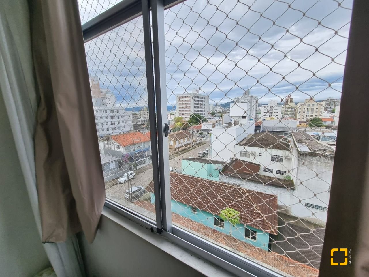 Apartamento com 74m², 2 quartos, 1 garagem, no bairro Balneário em Florianópolis