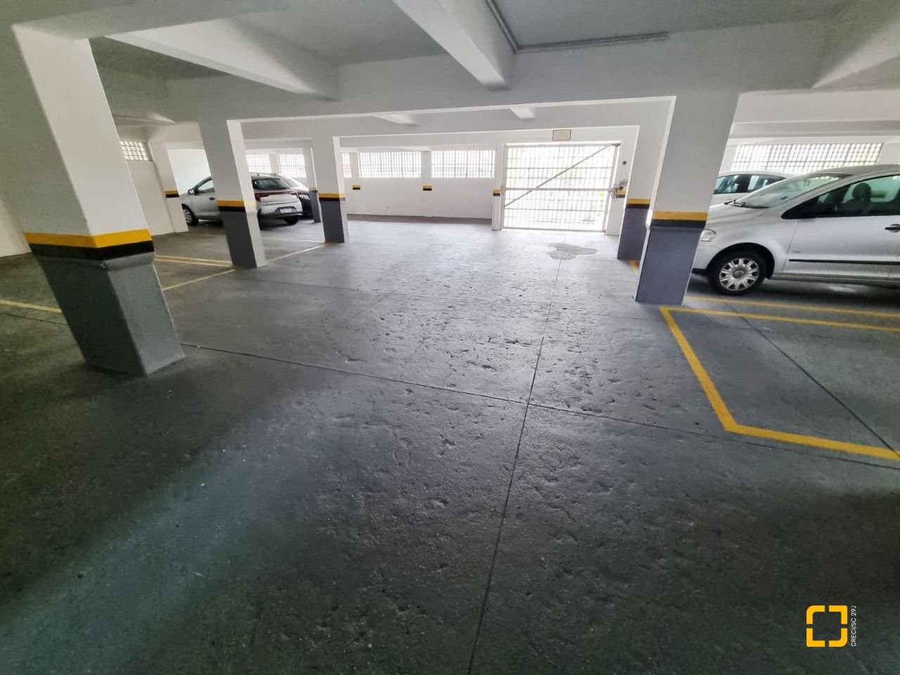 Apartamento com 74m², 2 quartos, 1 garagem, no bairro Balneário em Florianópolis