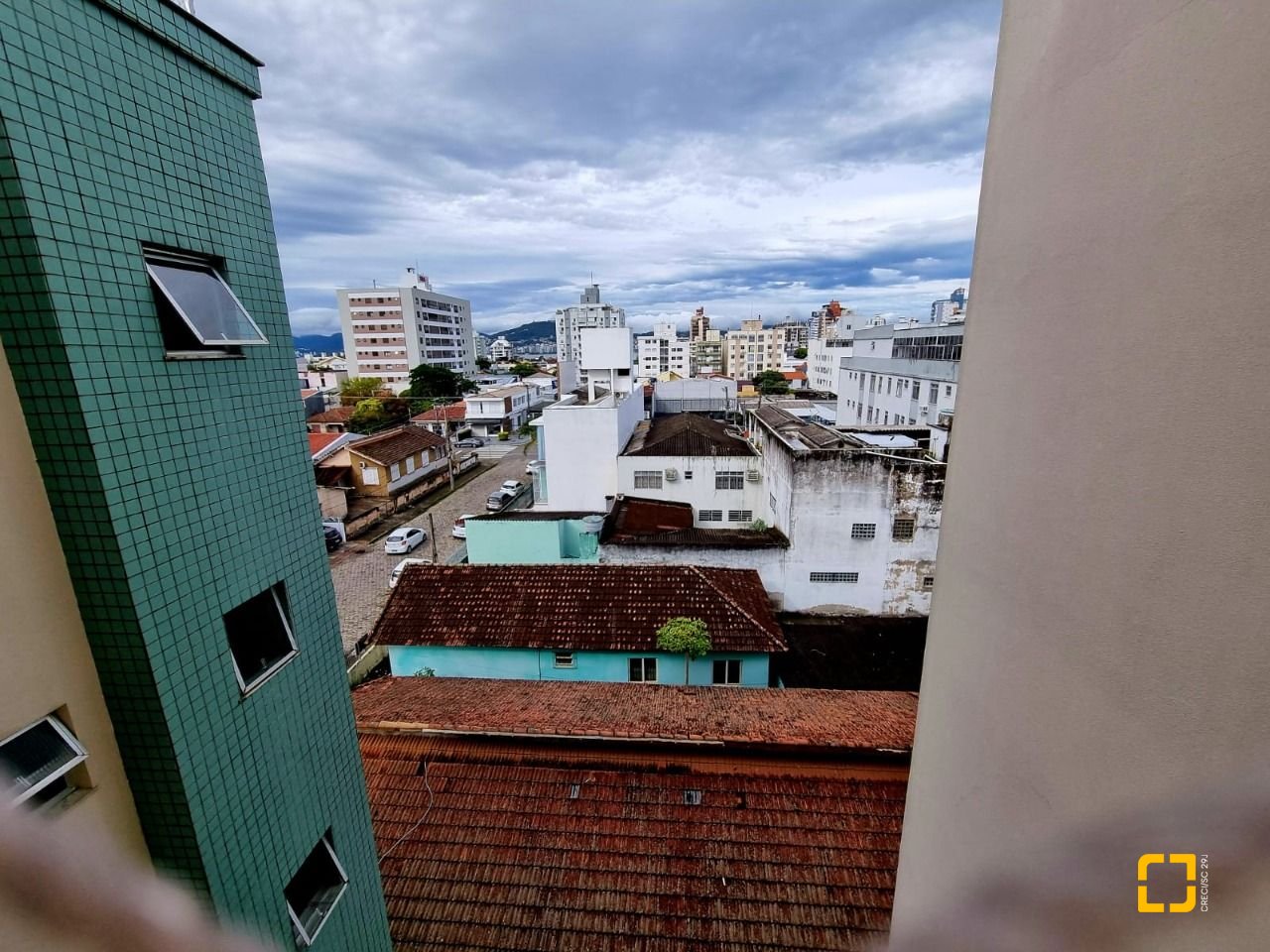 Apartamento com 74m², 2 quartos, 1 garagem, no bairro Balneário em Florianópolis