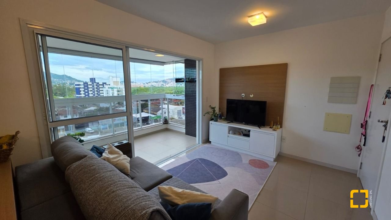 Apartamento com 79m², 3 quartos (sendo 1 suíte), 2 garagens, no bairro Itacorubi em Florianópolis