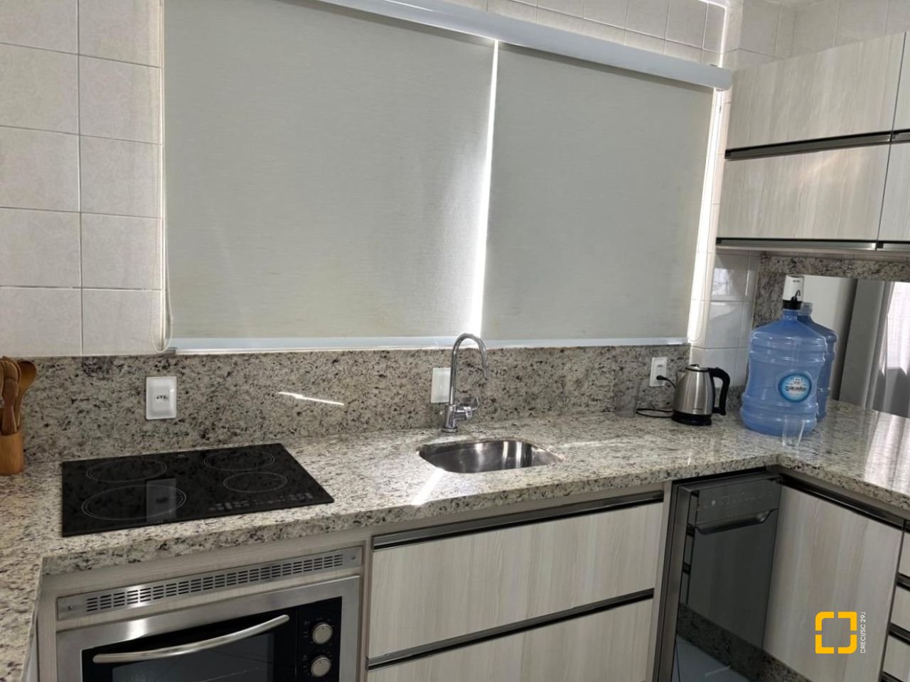 Apartamento com 86m², 2 quartos, 1 garagem, no bairro Centro em Florianópolis