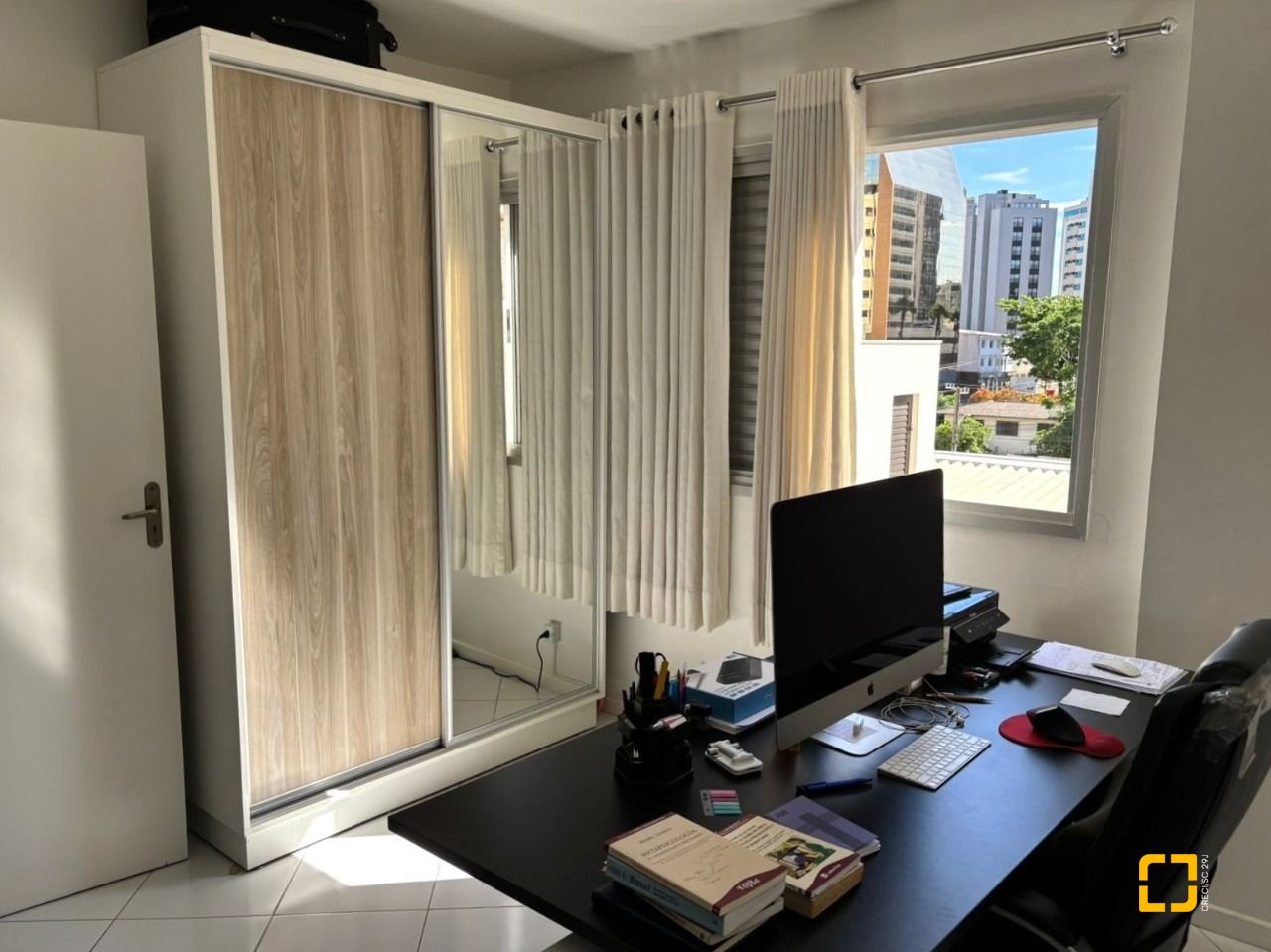 Apartamento com 86m², 2 quartos, 1 garagem, no bairro Centro em Florianópolis