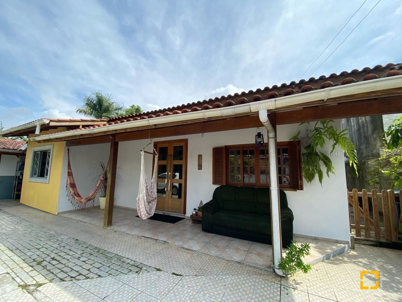 Casa com 160m², 4 quartos, 4 garagens, no bairro Ingleses em Florianópolis