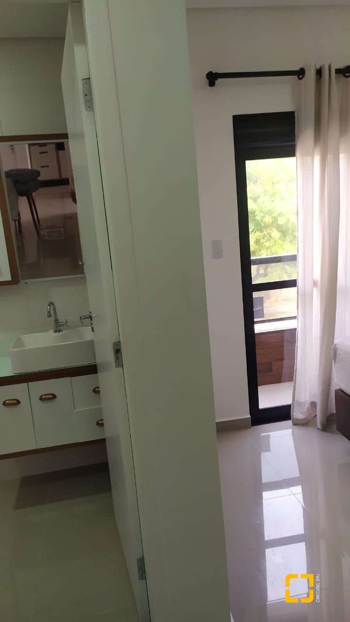 Apartamento com 69m², 2 quartos (sendo 1 suíte), 1 garagem, no bairro Ingleses em Florianópolis