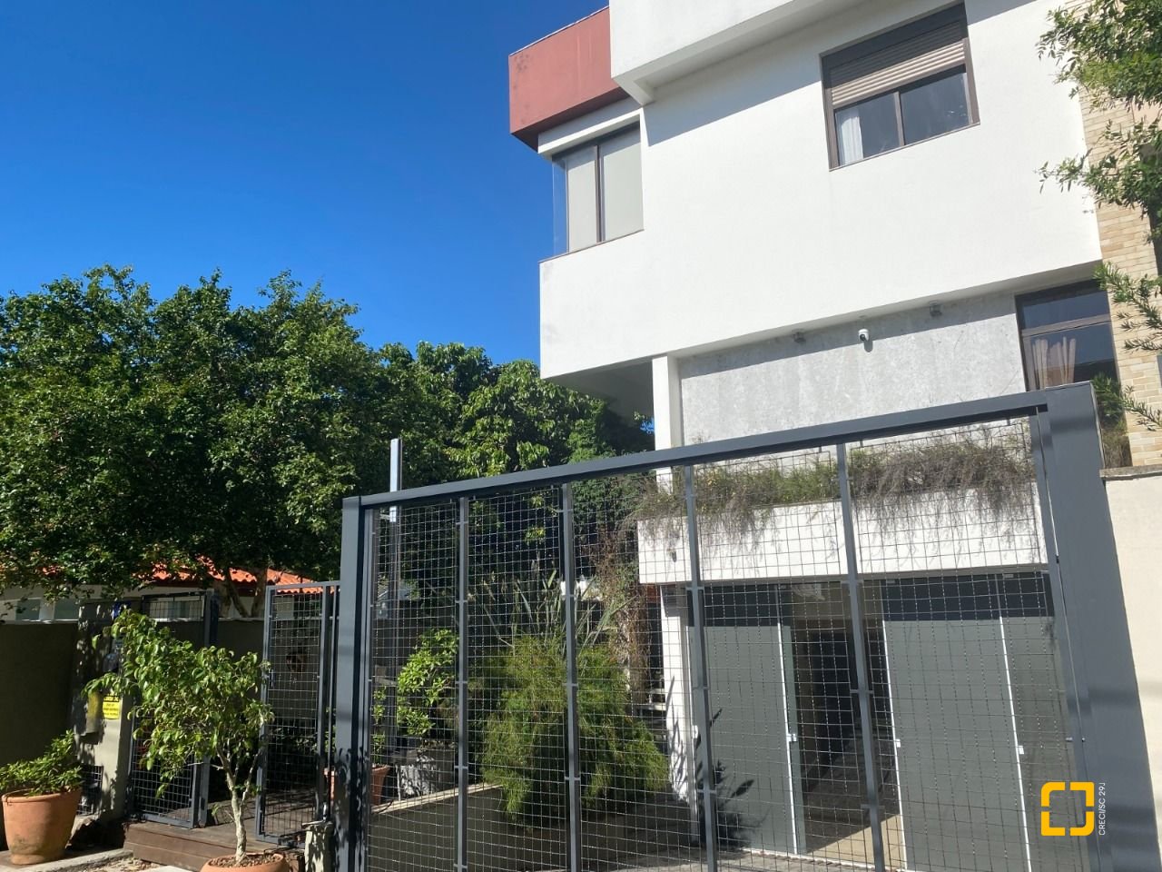 Casa com 157m², 4 garagens, no bairro Campeche Norte em Florianópolis