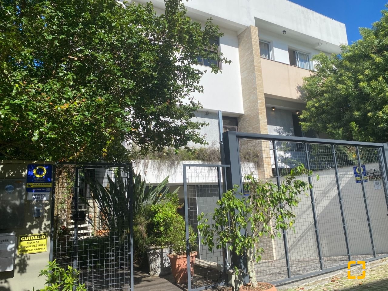 Casa com 157m², 4 garagens, no bairro Campeche Norte em Florianópolis