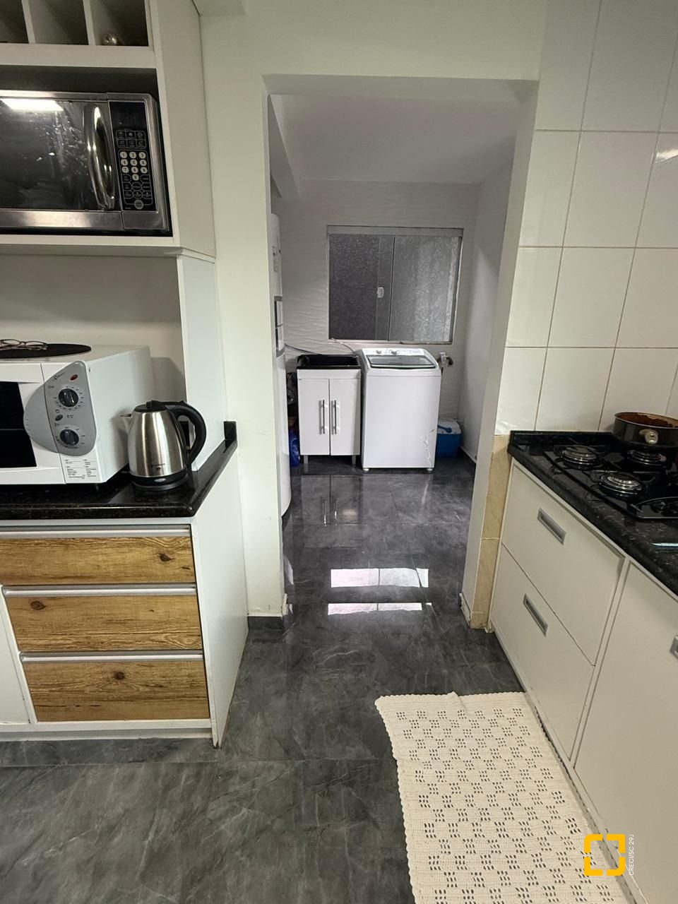 Casa com 126m², 3 quartos (sendo 1 suíte), 3 garagens, no bairro Rio Vermelho em Florianópolis