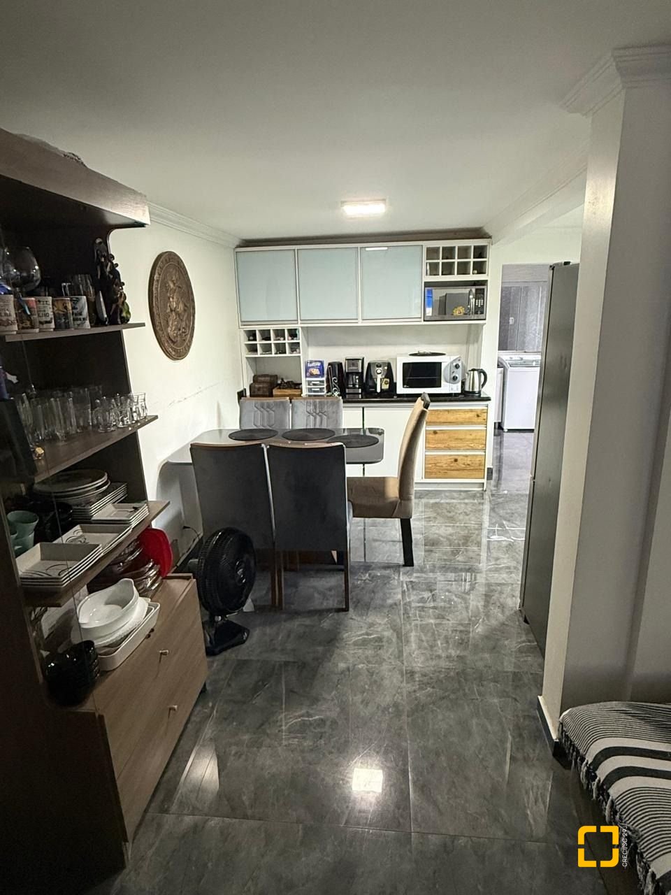 Casa com 126m², 3 quartos (sendo 1 suíte), 3 garagens, no bairro Rio Vermelho em Florianópolis