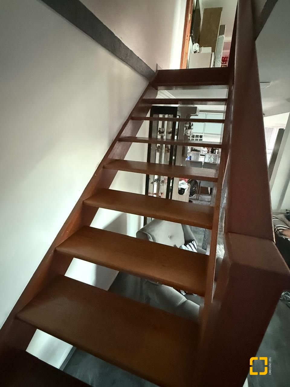 Casa com 126m², 3 quartos (sendo 1 suíte), 3 garagens, no bairro Rio Vermelho em Florianópolis
