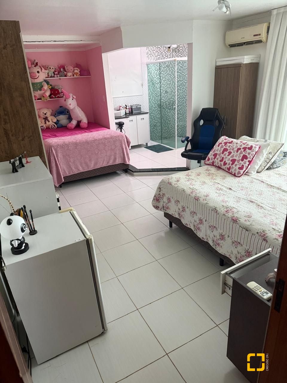 Casa com 126m², 3 quartos (sendo 1 suíte), 3 garagens, no bairro Rio Vermelho em Florianópolis