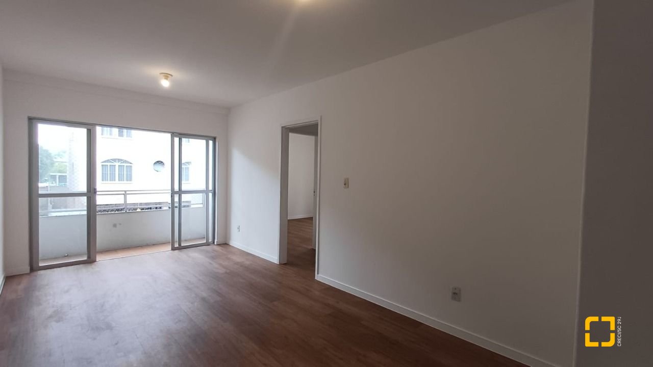 Apartamento com 59m², 2 quartos, 1 garagem, no bairro Trindade em Florianópolis