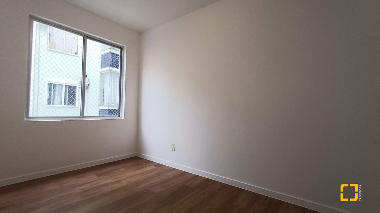 Apartamento com 59m², 2 quartos, 1 garagem, no bairro Trindade em Florianópolis