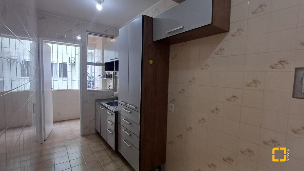 Apartamento com 59m², 2 quartos, 1 garagem, no bairro Trindade em Florianópolis