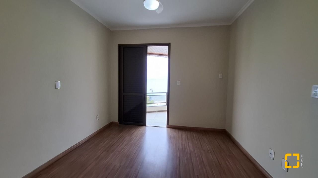 Apartamento com 85m², 3 quartos (sendo 1 suíte), 1 garagem, no bairro Canasvieiras em Florianópolis