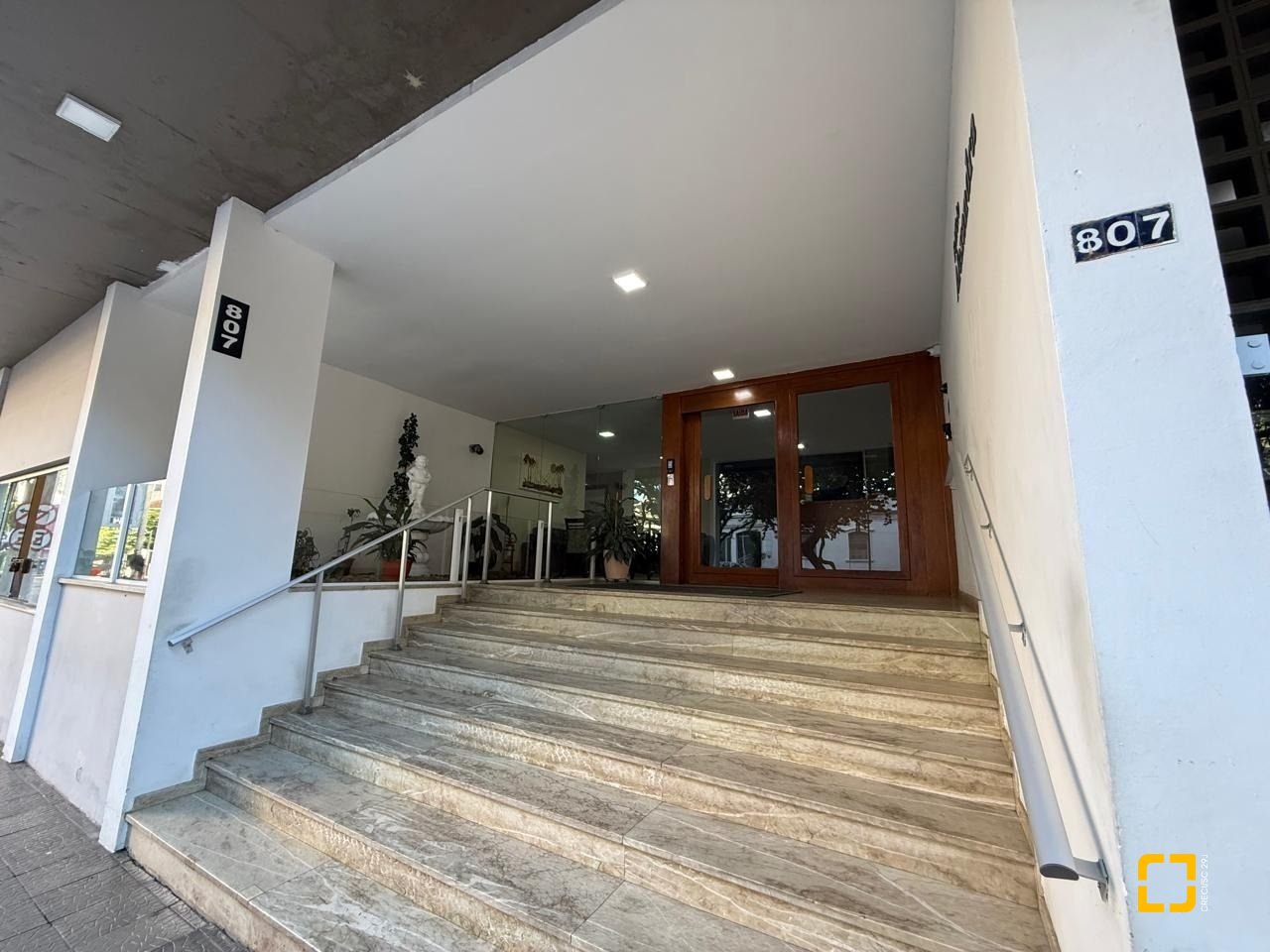 Apartamento com 53m², 1 quarto, 1 garagem, no bairro Centro em Florianópolis