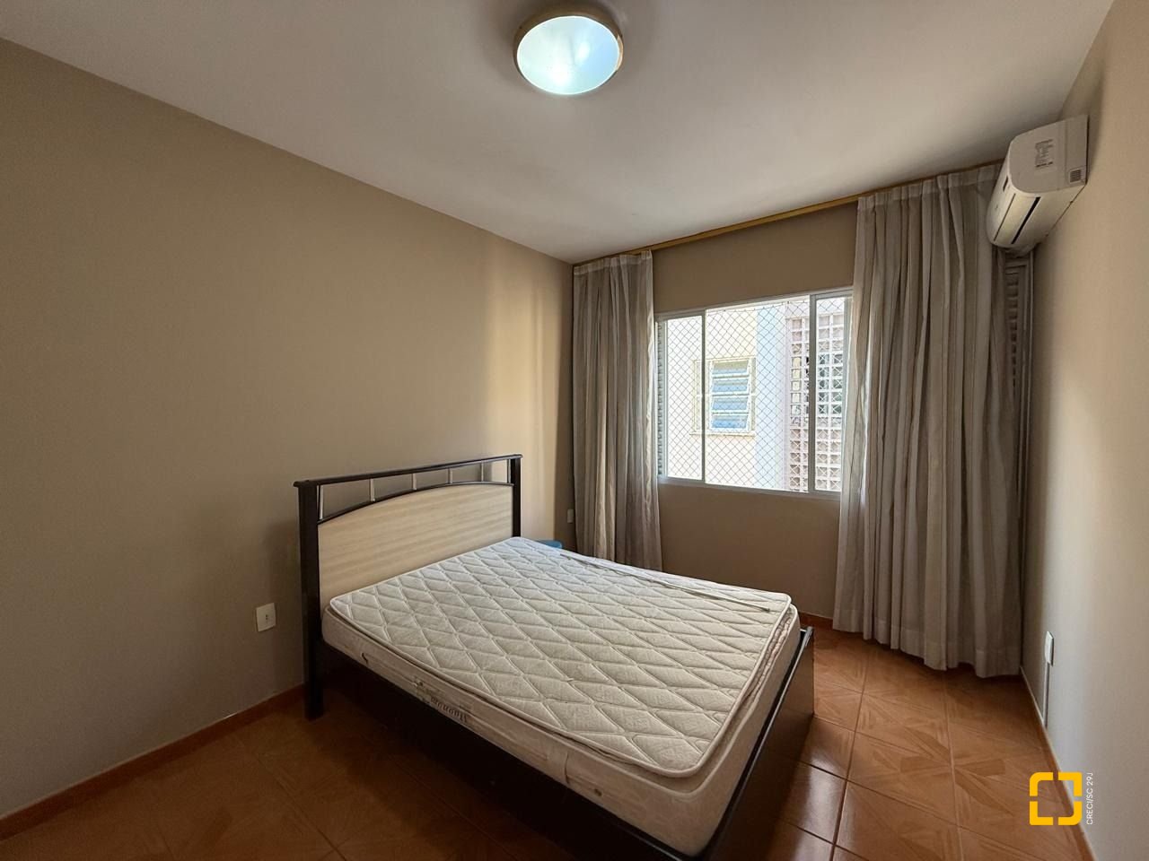Apartamento com 53m², 1 quarto, 1 garagem, no bairro Centro em Florianópolis