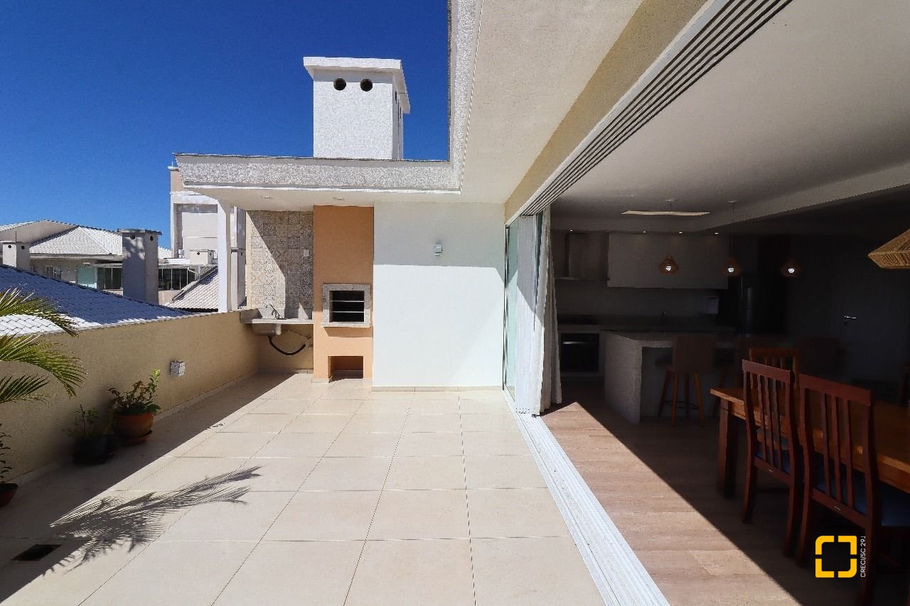 Cobertura com 165m², 6 quartos (sendo 2 suítes), 2 garagens, no bairro Ingleses em Florianópolis