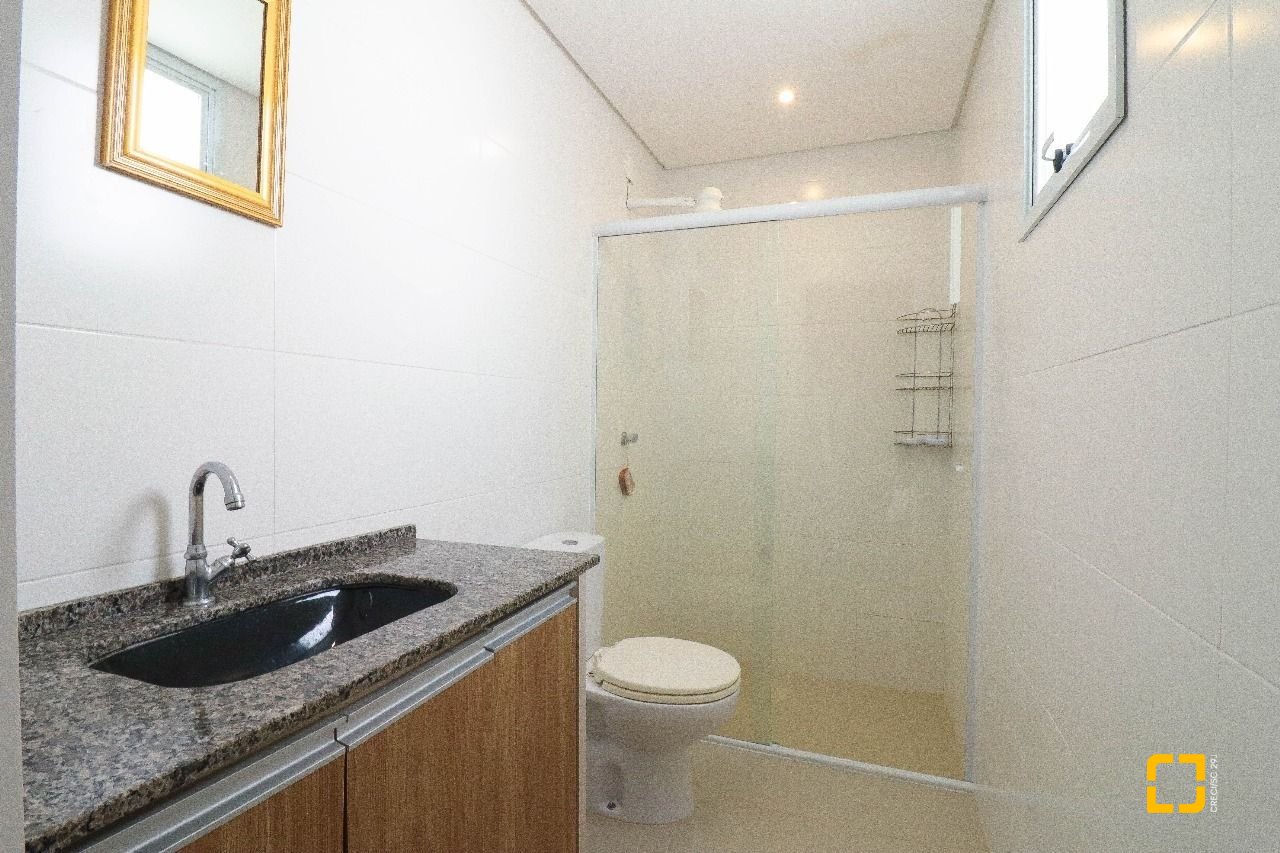 Cobertura com 165m², 6 quartos (sendo 2 suítes), 2 garagens, no bairro Ingleses em Florianópolis