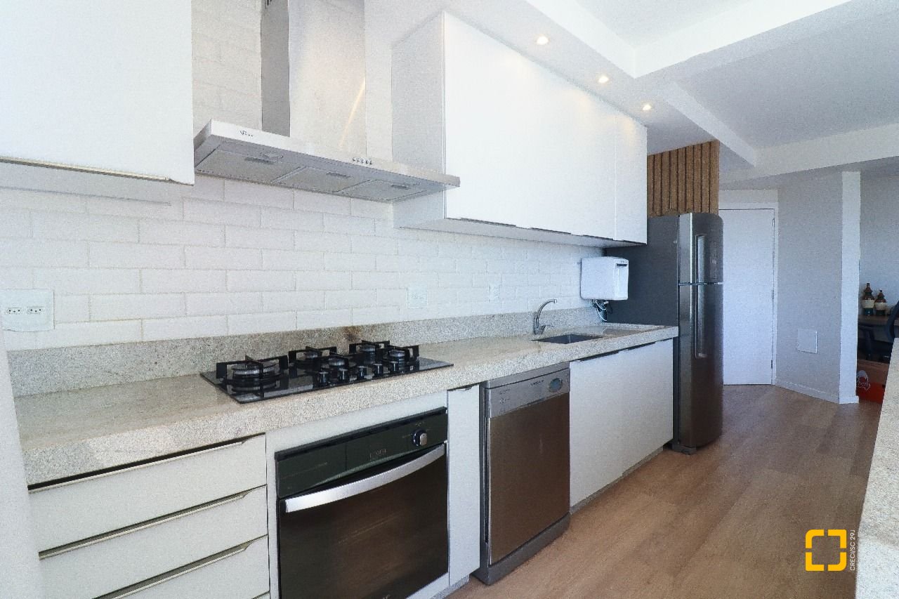 Cobertura com 165m², 6 quartos (sendo 2 suítes), 2 garagens, no bairro Ingleses em Florianópolis