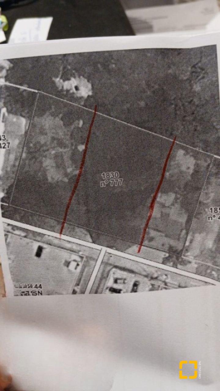 Terreno com 867m², no bairro Canasvieiras em Florianópolis