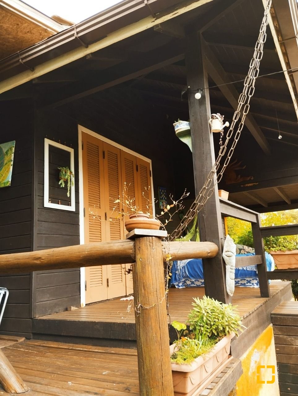 Casa com 120m², 5 quartos (sendo 2 suítes), 2 garagens, no bairro Rio Vermelho em Florianópolis