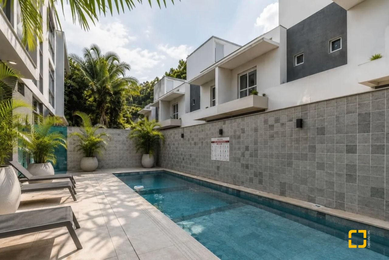 Studio com 34m², 1 quarto, 1 garagem, no bairro Canasvieiras em Florianópolis