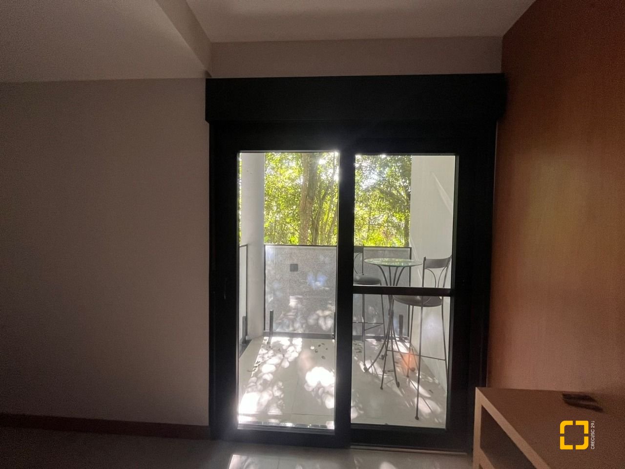 Casa com 323m², 6 quartos (sendo 3 suítes), no bairro Lagoa da Conceição em Florianópolis