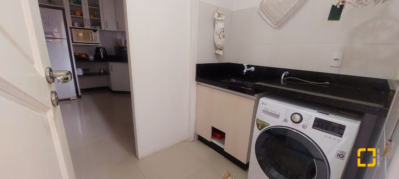 Casa com 110m², 4 quartos (sendo 1 suíte), 1 garagem, no bairro Rio Tavares em Florianópolis