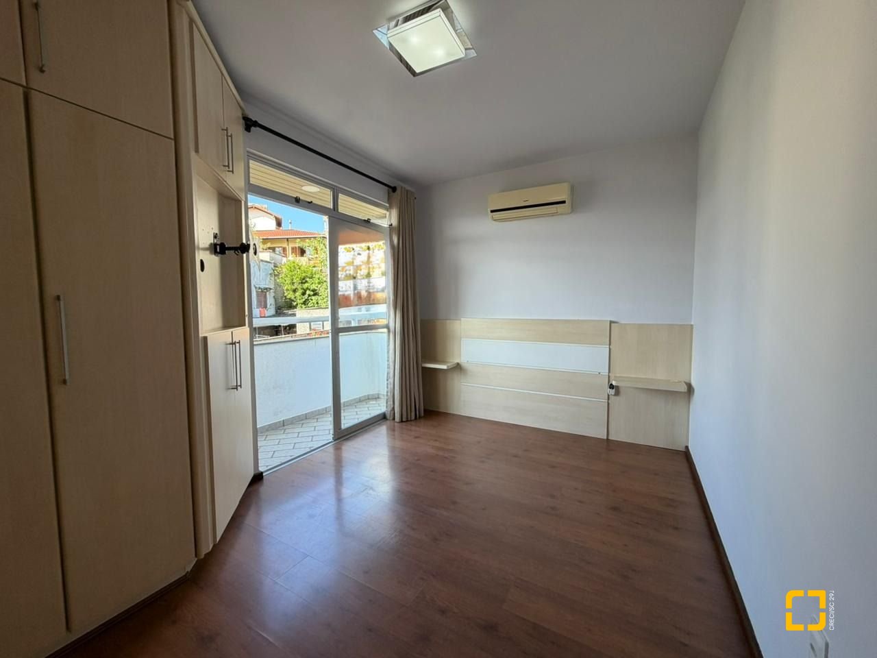 Apartamento com 92m², 3 quartos (sendo 1 suíte), 1 garagem, no bairro Estreito em Florianópolis