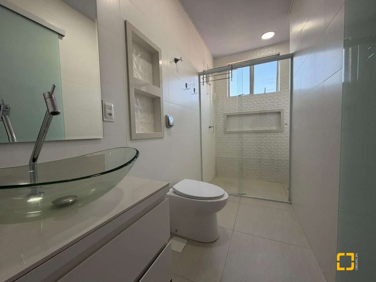 Apartamento com 92m², 3 quartos (sendo 1 suíte), 1 garagem, no bairro Estreito em Florianópolis